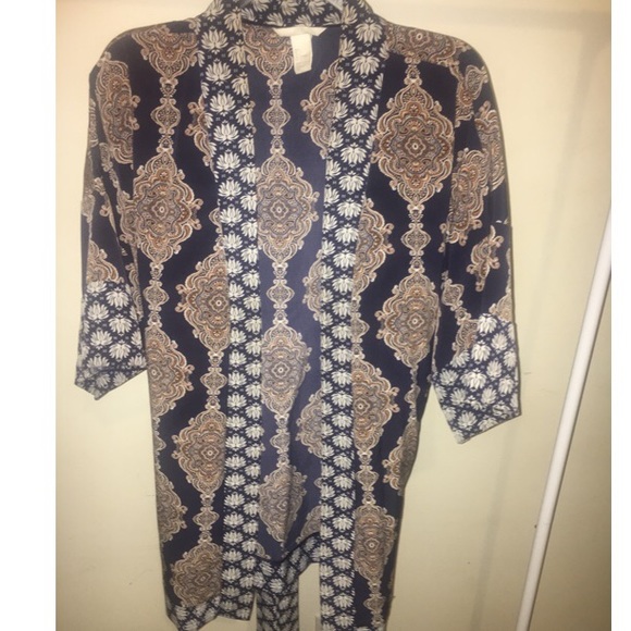 H&M Kimono set (Selling both Robe & shorts) - Picture 3 of 5